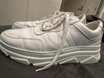 Witte sneakers Poelman. Maat 40, Ophalen of Verzenden, Zo goed als nieuw, Wit