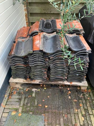 Gebruikte Gebr. Laumans Dakpannen - Pallet beschikbaar voor biedingen