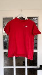 Nike shirt maat S, Kleding | Heren, T-shirts, Ophalen of Verzenden, Zo goed als nieuw, Rood