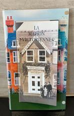 Pop-up Boek La maison Victorine van Keith Mosely Poppenhuis., Verzamelen, Ophalen of Verzenden, Zo goed als nieuw, Poppenhuis