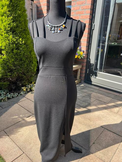 Prachtig zwart jurkje, maat M, Kleding | Dames, Jurken, Nieuw, Maat 38/40 (M), Zwart, Knielengte, Ophalen of Verzenden