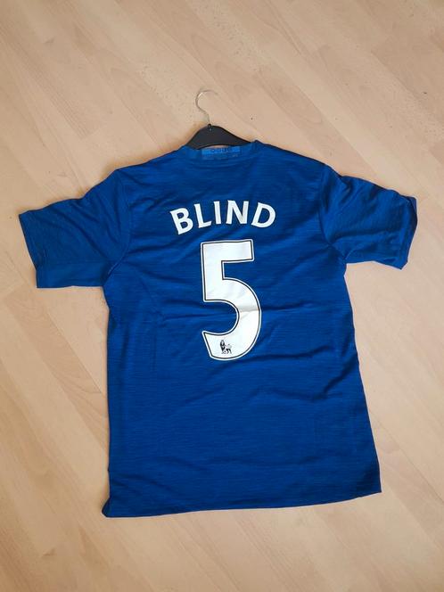 Voetbalshirt Manchester United BLIND nr 5 maat M, Sport en Fitness, Voetbal, Zo goed als nieuw, Shirt, Maat M, Ophalen of Verzenden