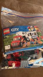 Lego city 60182 pick up en caravan, Kinderen en Baby's, Speelgoed | Duplo en Lego, Ophalen of Verzenden, Zo goed als nieuw