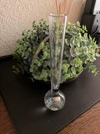 Spijker bolvaasje…….Vintage, Ophalen of Verzenden, Gebruikt, Glas, Minder dan 50 cm