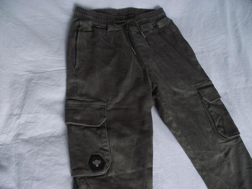 legergroen cargo broek Black Bananas als nieuw S maat 176, Kinderen en Baby's, Kinderkleding | Maat 176, Zo goed als nieuw, Jongen of Meisje