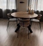 Massief eikenhouten ronde tafel met ijzeren poten, 100 tot 150 cm, Ophalen of Verzenden, Zo goed als nieuw, Eikenhout