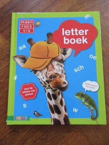 Maan Roos Vis letterboek beschikbaar voor biedingen