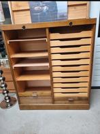 Mid century venesta notariskast  finland, Huis en Inrichting, Kasten | Roldeurkasten en Archiefkasten, Ophalen, 100 tot 150 cm