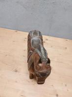 Handgesneden houten paard met metalen decor – 30 cm – India, Antiek en Kunst, Kunst | Beelden en Houtsnijwerken, Ophalen of Verzenden