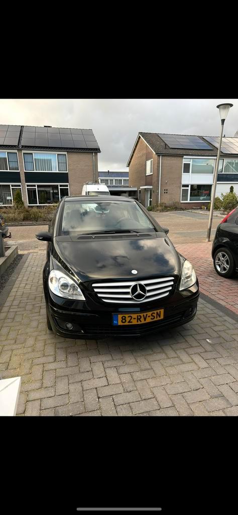 Mercedes-Benz B-Klasse AUT 1.7 B en Volvo v50 T5 270 pk, Auto's, Mercedes-Benz, Particulier, B-Klasse, Benzine, C, MPV, Automaat