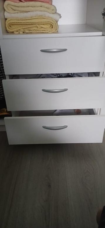 2 Kledingkast - gratis zelf ophalen / For free