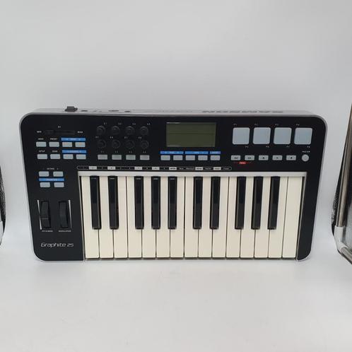 Samson Graphite 25 USB Midi Controller in Nette Staat, Muziek en Instrumenten, Midi-apparatuur, Zo goed als nieuw, Ophalen of Verzenden