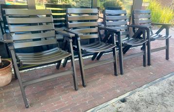 4 retro tuinstoelen met voetenbankje beschikbaar voor biedingen