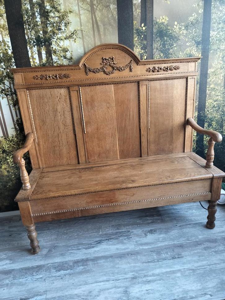 Oude Kerkbank met hooge rugleuning, Antiek en Kunst, Antiek | Meubels | Stoelen en Banken, Ophalen