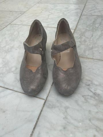Durea Grijze Schoenen Maat 39 beschikbaar voor biedingen