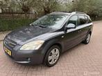 Kia cee'd Sporty Wagon 1.4 X-ecutive, Voorwielaandrijving, Gebruikt, 4 cilinders, 1396 cc