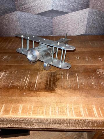 Handgemaakt Decoratie Vliegtuigje beschikbaar voor biedingen
