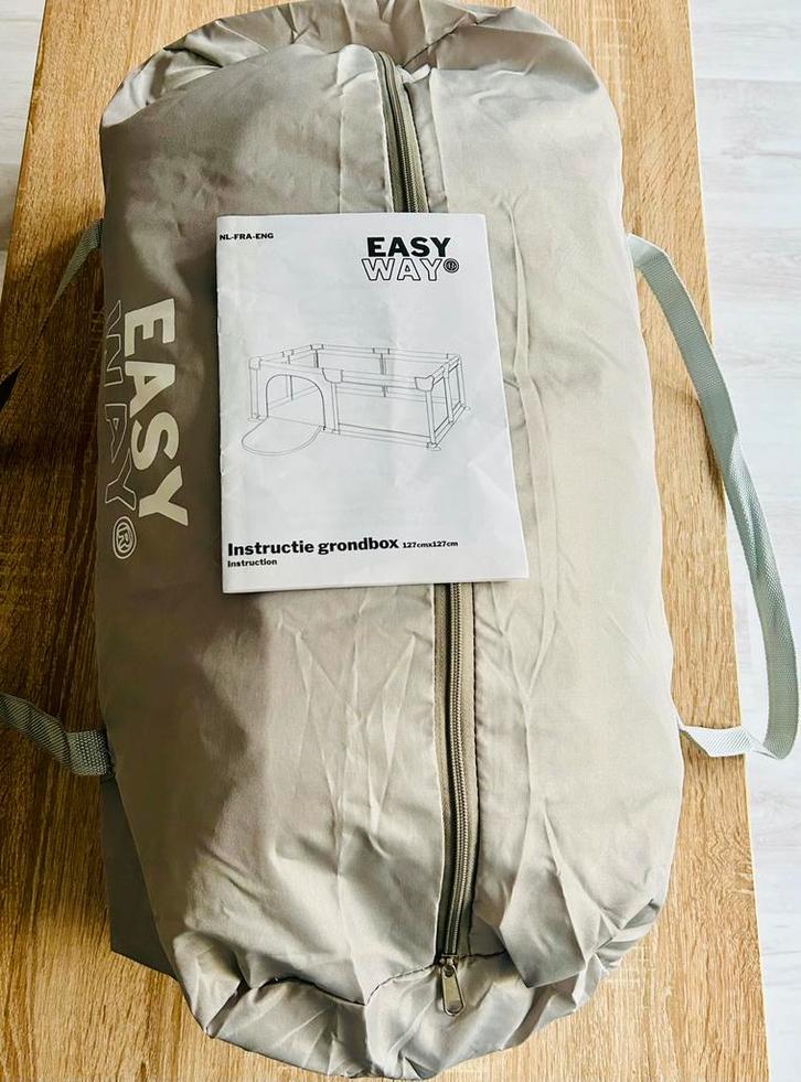 Ruime Grondbox van 127x127, Merk; EWAC, ZGAN, zie details, Kinderen en Baby's, Boxen, Zo goed als nieuw, Vierkant, Boxkleed, Ophalen