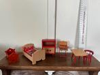Vintage houten poppenhuis meubeltjes, Ophalen of Verzenden, Zo goed als nieuw, Poppenhuis