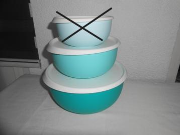 Tupperware Saturnus kommen 1.3L en 2.5L Blauw NIEUW beschikbaar voor biedingen