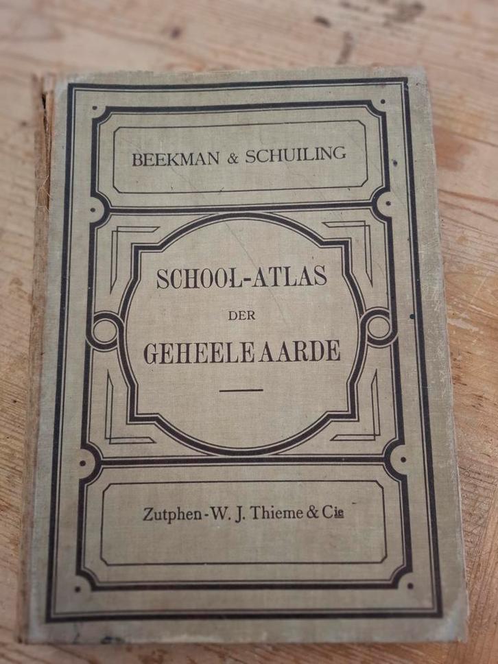Oude Schoolatlas Beekman & Schuiling - Verzamelaarsobject, Boeken, Atlassen en Landkaarten, Gelezen, Overige atlassen, Wereld