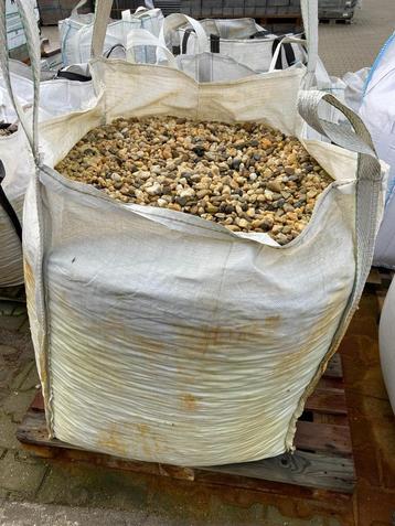 Grind ca. 1500 kg (Restpartij)  - J&W 103 beschikbaar voor biedingen