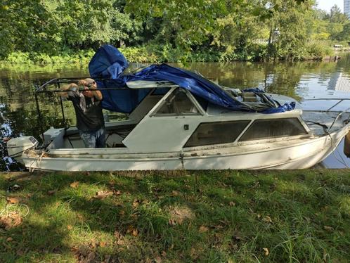 kajuitboot, Watersport en Boten, Motorboten en Motorjachten, Gebruikt, Staal, 6 tot 9 meter, Benzine, Buitenboordmotor, Minder dan 10 pk