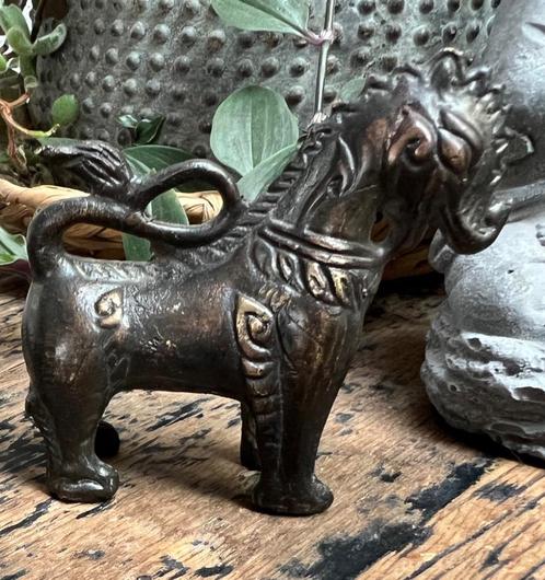 Thailand brons tempel leeuw Singha magisch dier, Antiek en Kunst, Antiek | Koper en Brons, Brons, Ophalen of Verzenden