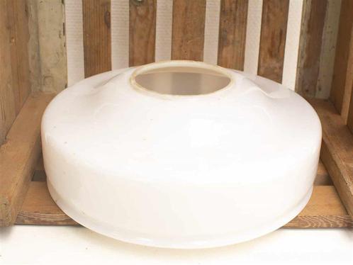 opaline lampenkap kleine opening 10,5 diameter 24159, Huis en Inrichting, Lampen | Lampenkappen, Gebruikt, Minder dan 25 cm, Rond