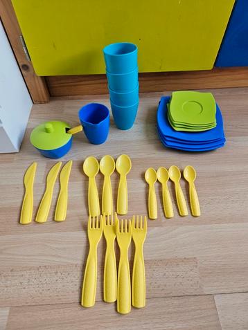 Servies voor spoelkeuken  beschikbaar voor biedingen