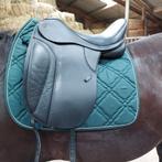 Zadel zgan Thorowgood T8 18 inch zwart, Ophalen, Zo goed als nieuw, Dressuur