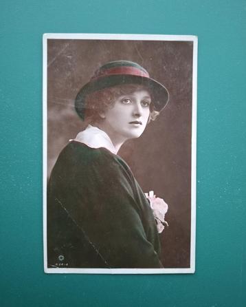 Ansichtkaart Miss Gladys Cooper uit 1916 beschikbaar voor biedingen