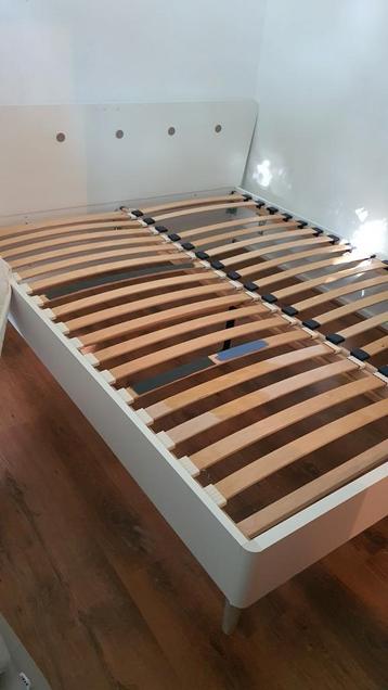 bed 160x200 met lattenbodem 