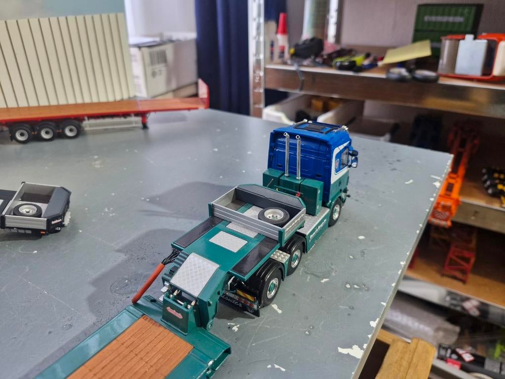 Scania 6x4 met euro dieplader uitschuifbaar wsi, Ophalen of Verzenden, Zo goed als nieuw, Bus of Vrachtwagen, Wsi