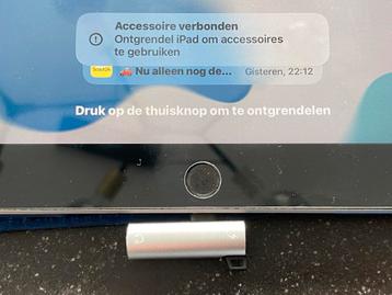 2 in 1 splitter viir iPhone of ipad beschikbaar voor biedingen