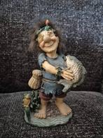 Trol met Vis - Decoratieve Figuur, Ophalen of Verzenden