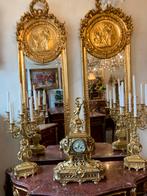 Groot antiek bronzen klokkenstel met kindje 65 cm hoog, Antiek en Kunst, Antiek | Klokken, Ophalen