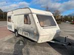 Beijerland model Quartz type 495 met voortent, Caravans en Kamperen, Caravans, Overige typen, 75 kg, Bedrijf, Treinzit
