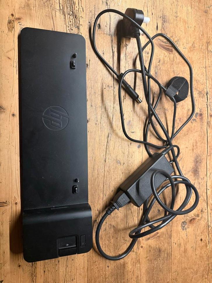 HP 2013 Ultraslim Docking Station, Computers en Software, Dockingstations, Gebruikt, Docking station, Laptop, Ophalen
