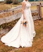 Prachtige trouwjurk Tres Chic 22210 mt 42, Ophalen, Zo goed als nieuw, Beige, Trouwjurk