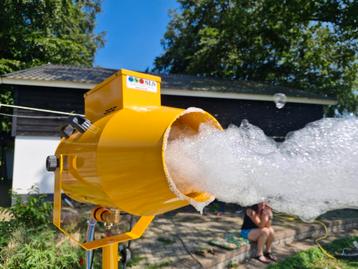 Schuimmachine te huur. beschikbaar voor biedingen