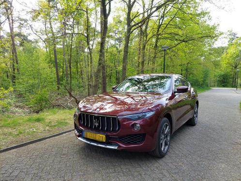 Maserati Levante Q4 Grandsport 420pk evt inruil mogelijk, Auto's, Maserati, Particulier, Levante, Alarm, Benzine, SUV of Terreinwagen