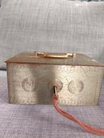 Vintage Geldkistje met Sleutel, Antiek en Kunst, Ophalen of Verzenden