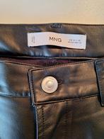 Zwarte PU leren broek van Mango Man, maat 32, Kleding | Heren, Broeken en Pantalons, Maat 48/50 (M), Zwart, Nieuw, Ophalen of Verzenden