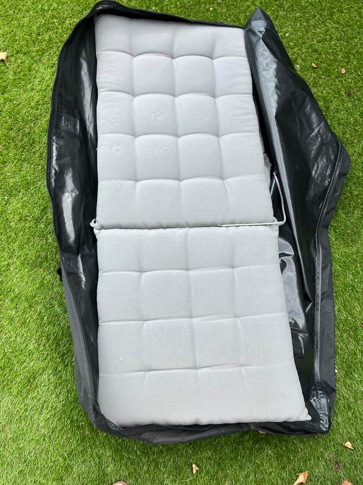 4x grijze tuinkussens IKEA incl. opbergtas, Tuin en Terras, Tuinmeubel-accessoires, Ophalen