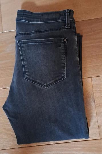 #damesbroek donkergrijs, #spijkerbroek, maat S, #Mavi Jeans  beschikbaar voor biedingen