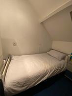 Bed met onderschuifbed - ruimtebesparend!, Ophalen, Gebruikt, 90 cm, Eenpersoons