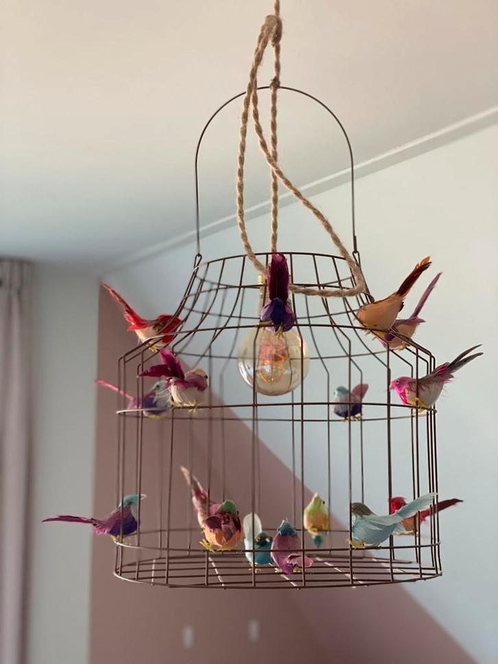 Hanglamp, metaal/koper met kleurrijke vogeltjes, Huis en Inrichting, Lampen | Hanglampen, Zo goed als nieuw, 50 tot 75 cm, Metaal