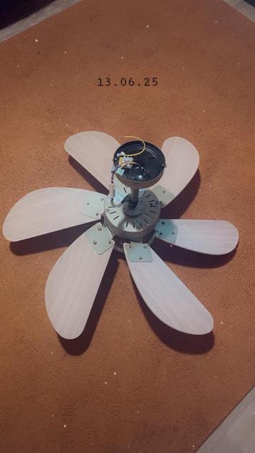 Plafond ventilator te koop beschikbaar voor biedingen