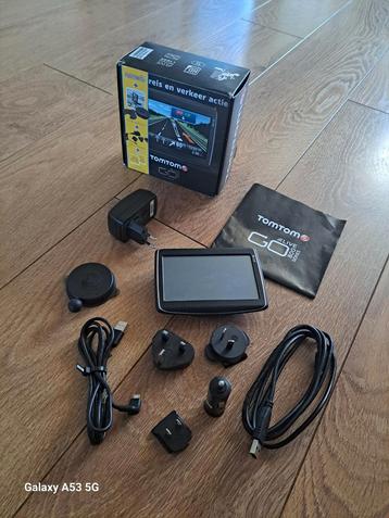 TomTom Navigatiesysteem - Compleet! beschikbaar voor biedingen